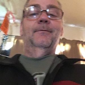 Meet your Posher, Carl